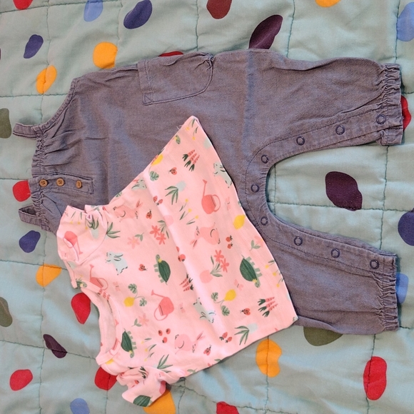 Carter's rompers -bundle - Picture 2 of 2